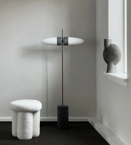 Bull Floor Lamp -Utstilling