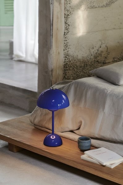 Flowerpot oppladbar bordlampe VP9, Cobalt Blue - Bilde 2