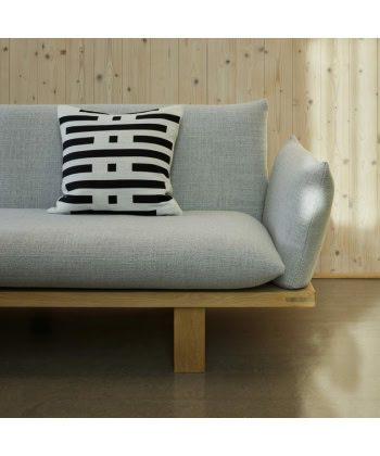 Alternative view of Less Sofa 255