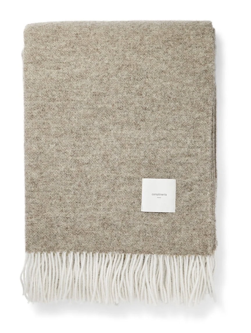duo pledd taupe